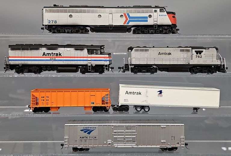 Group of Amtrak HO Scale Trains