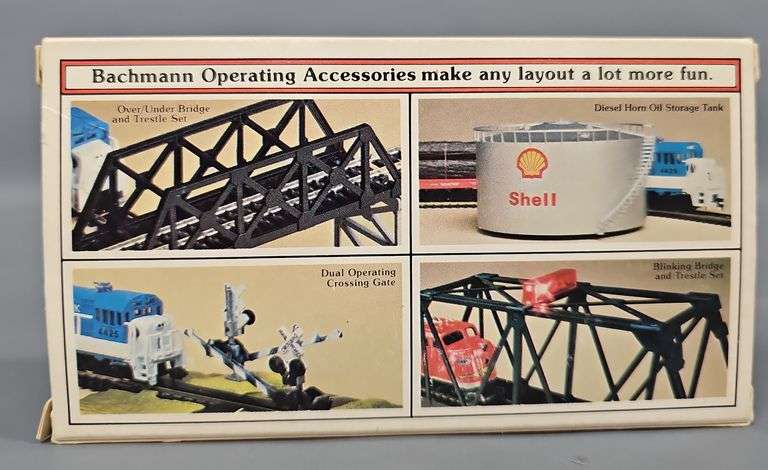Bachmann custom painted Bev-Bel N gauge P&LE GP-40 Diesel locomotive in original box