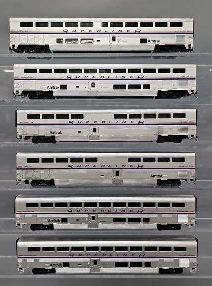 Six Walthers HO Scale Amtrak Superliner Passenger Cars