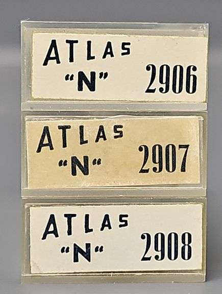 Three Sets of Atlas N Scale Figures in Clear Cases