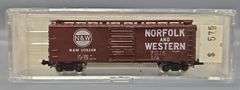 Ten Atlas N Scale Box Cars in Clear Cases