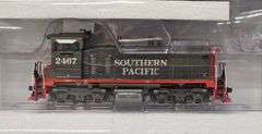 Athearn HO Scale Southern Pacific SW1500 Diesel Locomotive