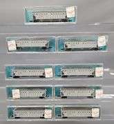 Nine Atlas N Scale Western Maryland Gravel Hopper Cars in Clear Cases