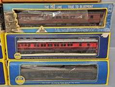 Group of AHM Rivarossi and Bachmann HO scale Passenger Cars