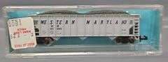 Nine Atlas N Scale Western Maryland Gravel Hopper Cars in Clear Cases