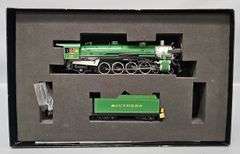 Bachmann Spectrum HO Scale Southern USRA Light 4-8-2 steam locomotive in original box