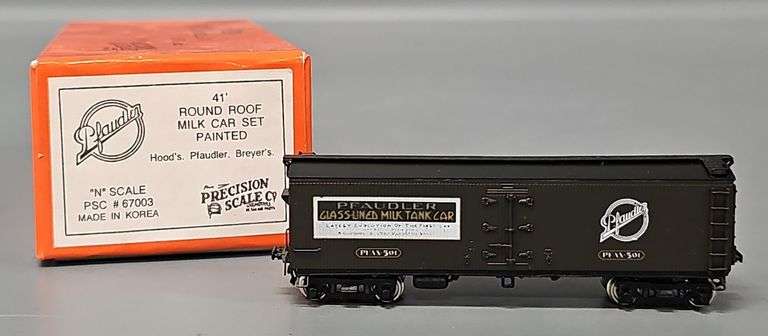 PSC N Scale Factory Painted Pfaudler Milk Car Set in original box