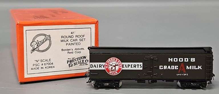 PSC N Scale Factory Painted Pfaudler Hood's Milk Car Set in original box
