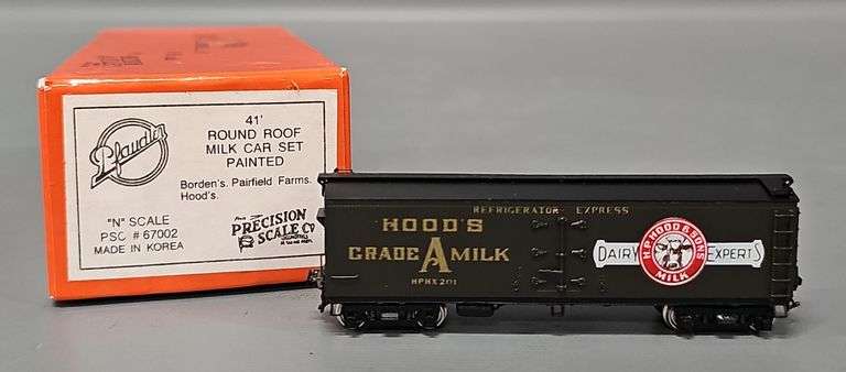 PSC N Scale Factory Painted Pfaudler Hood's Milk Car Set in original box
