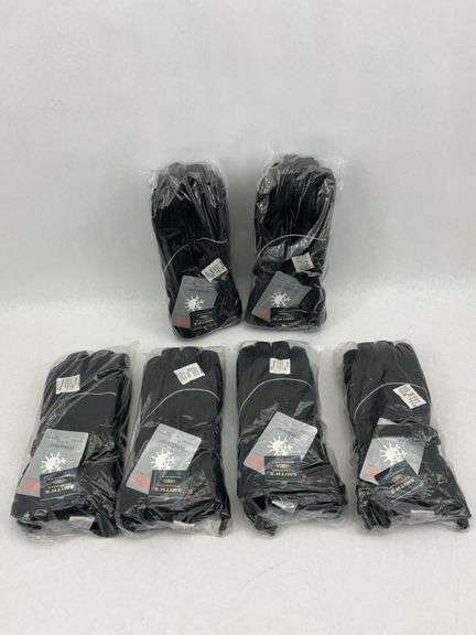 Lot of 7 Pairs of Smith's Workwear Gloves image