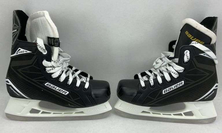 Bauer Supreme S 140 Ice Skates - Size 5 image