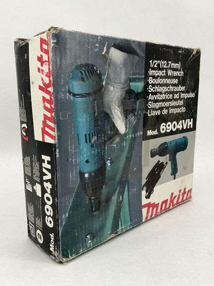 Makita 6904VH Impact Wrench in Original Box image