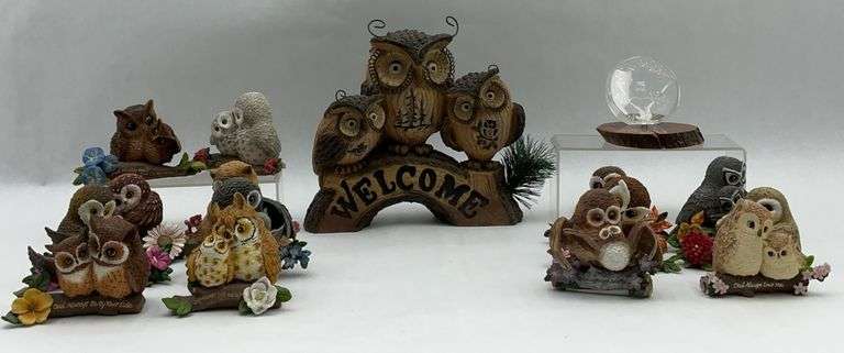 Kayomi Harai Owl Figurines and Welcome Sign Set image
