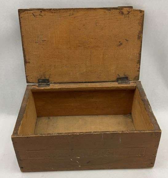 California Crate: Prunes 25 LBS. NET image