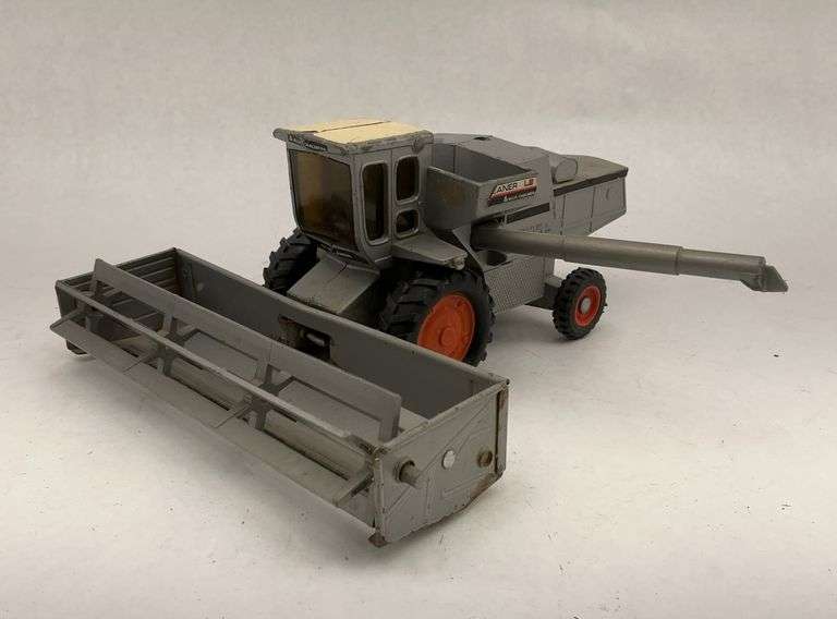 Ertl Allis Chalmers Gleaner L2 Combine Toy image