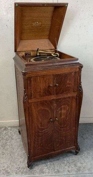 Vintage 1920s Victor Talking Machine Co. Victrola Phonograph image