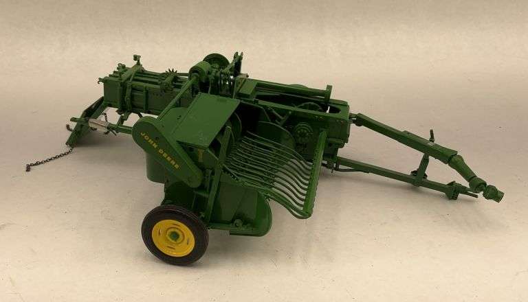 Ertl John Deere 3527GD Hay Baler Model and Commemorative Medal image