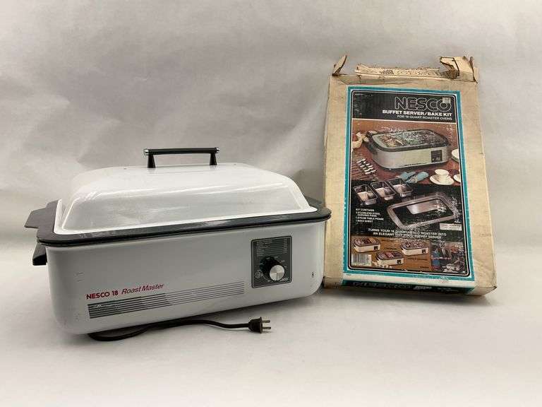 Nesco 18 Quart Roast Master with Buffet Server Bake Kit image