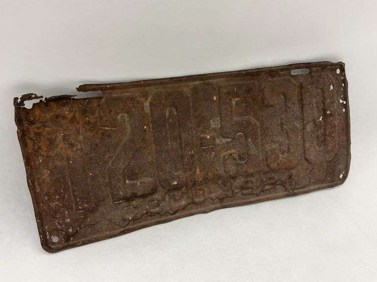 Rusty Metal License Plate - 20-5530 image