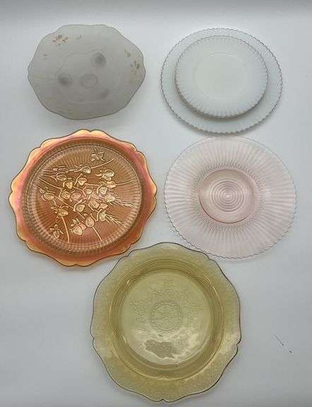 Carnival Glass & Decorative Plate Collection image