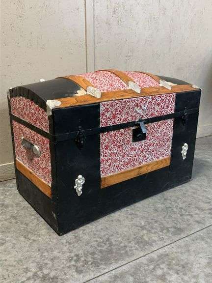 Victorian Dome-Top Steamer Trunk image