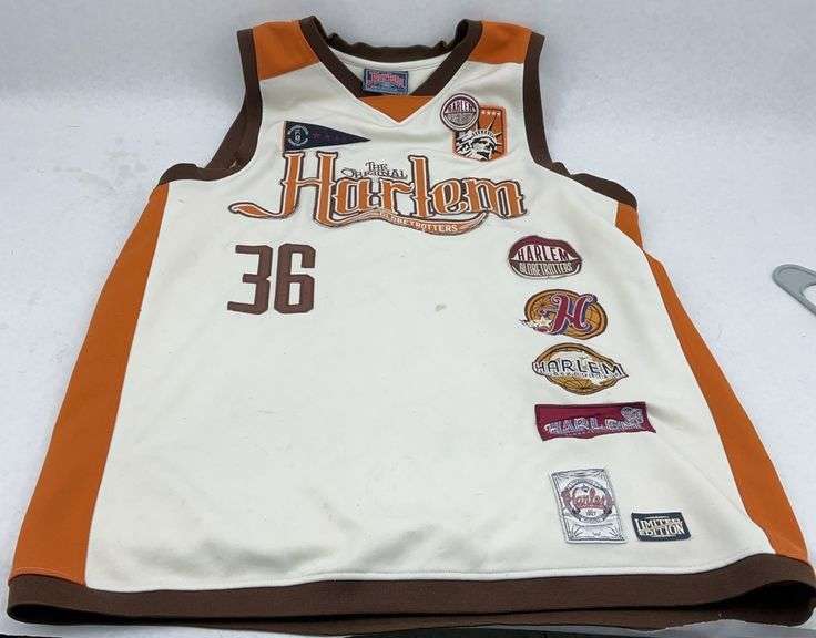 The Original Harlem Globetrotters Basketball Jersey Size XL image