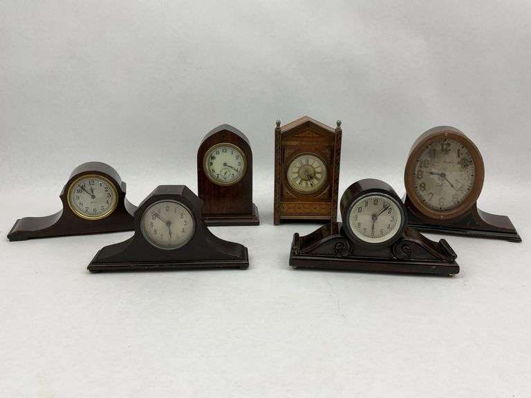 Assorted Mantle Clocks - Group of 6 image