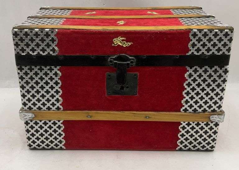 Red Velvet Lined Storage Trunk 16x10x12 image