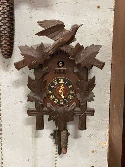 German Black Forest Cuckoo Clock w/ Bird image