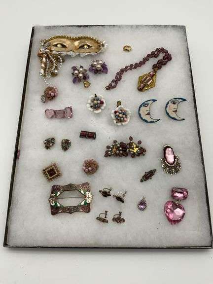 Mixed Lot of Vintage Costume Jewelry: Brooches, Earrings, Necklace & Mask image