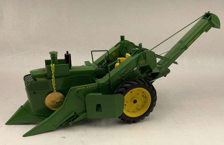 John Deere 2509U Corn Head - Ertl Diecast Farm Toy image