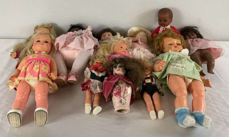 Mixed Lot of Dolls and Accessories (12 Pieces) image