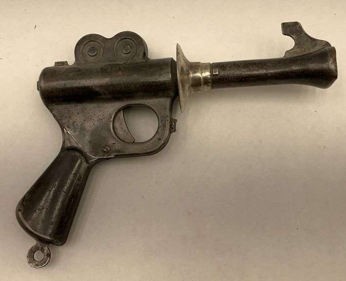 Vintage 8x5 Buck Rogers 25th Century Toy Gun image