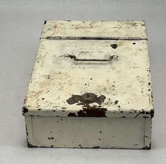 Metal Cash Box image