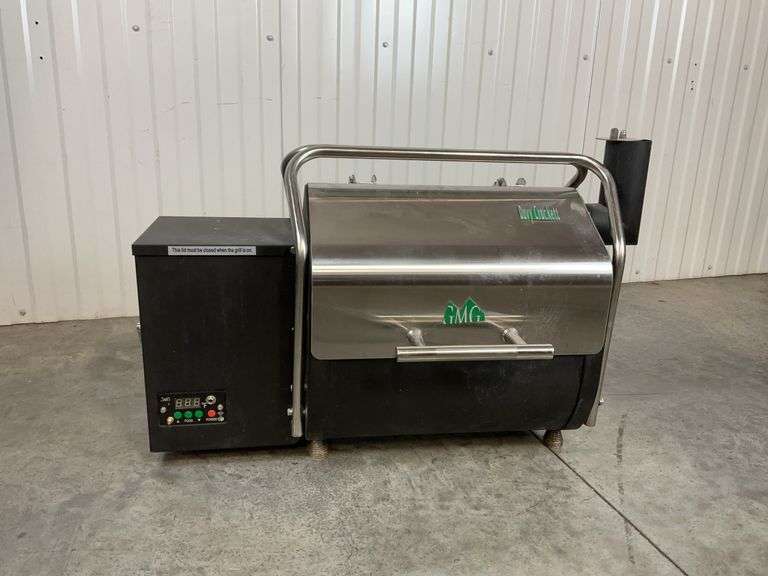 Green Mountain Grills Davy Crockett Pellet Grill image