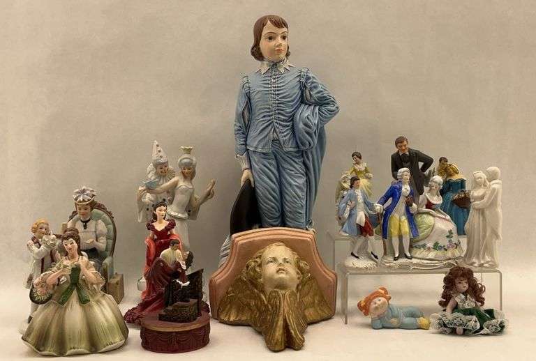 Collectible Figurines and Music Boxes - Assorted Lot of 17 image