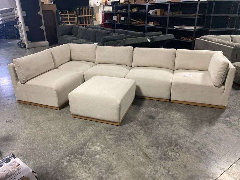 Henredon Murphy Fabric Modular Sectional with Ottoman