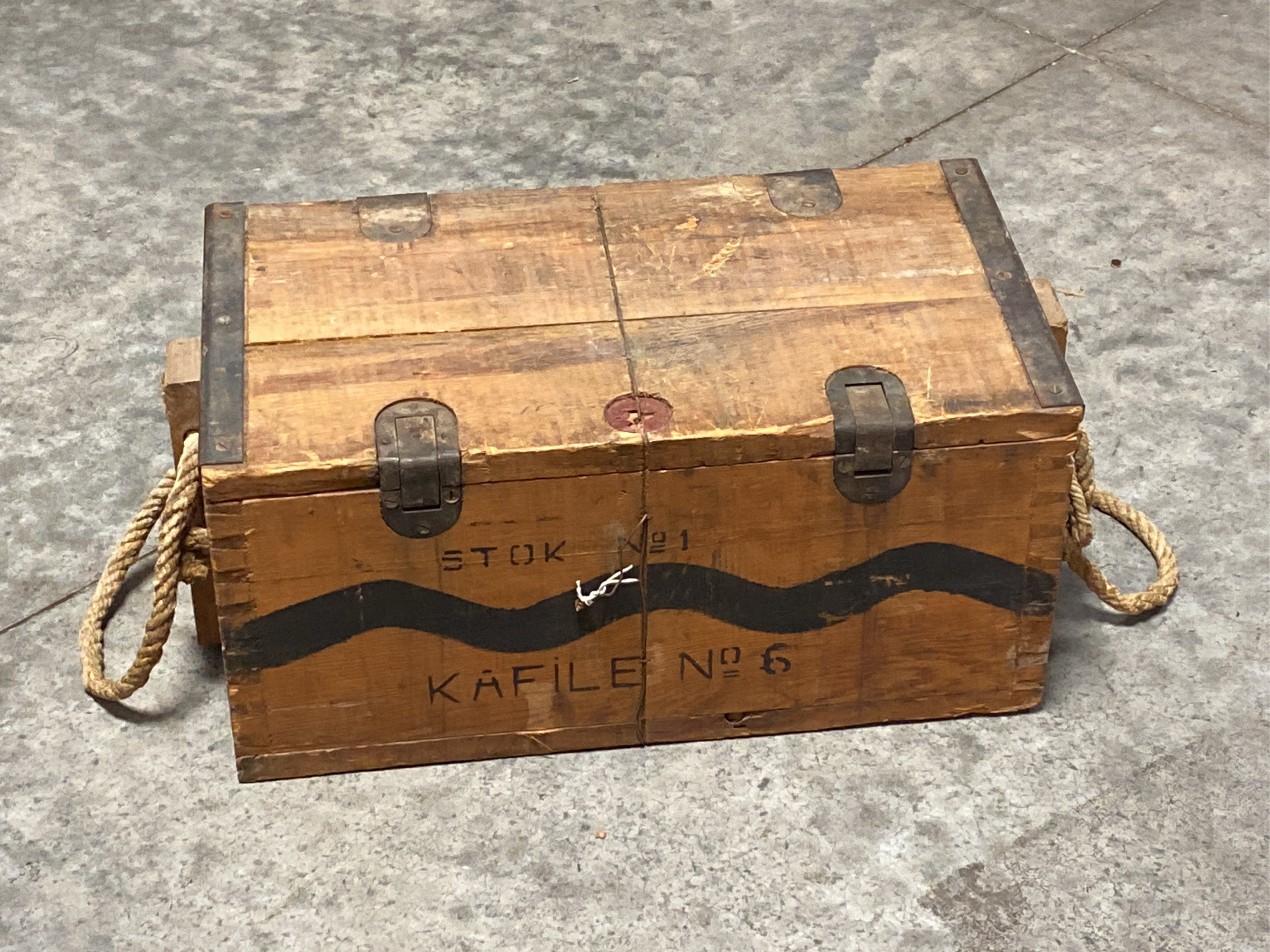 Lot image 1