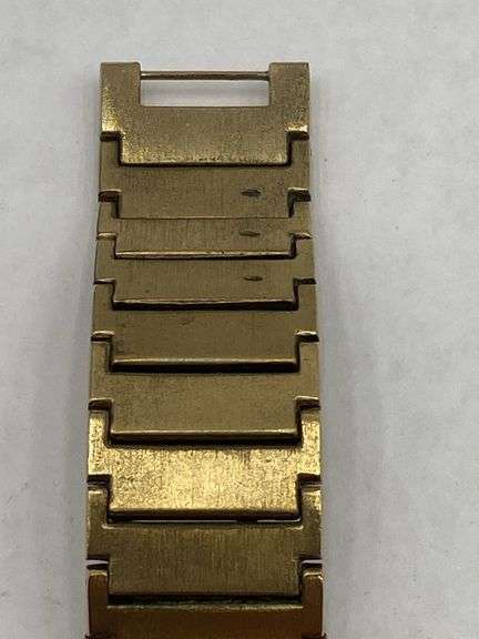 Elgin FG2002 Gold Tone Ladies Wristwatch