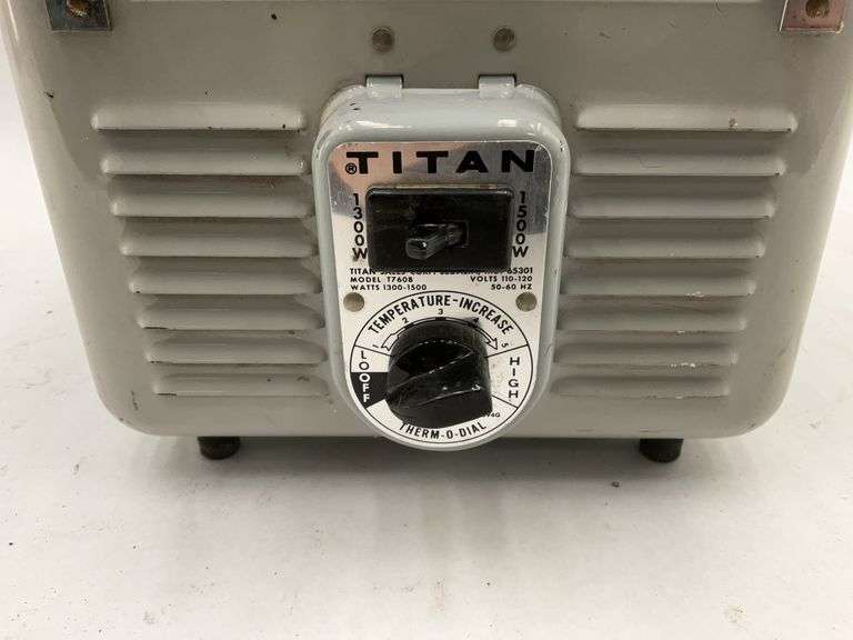 Vintage Titan Portable Space Heater, Model 77408