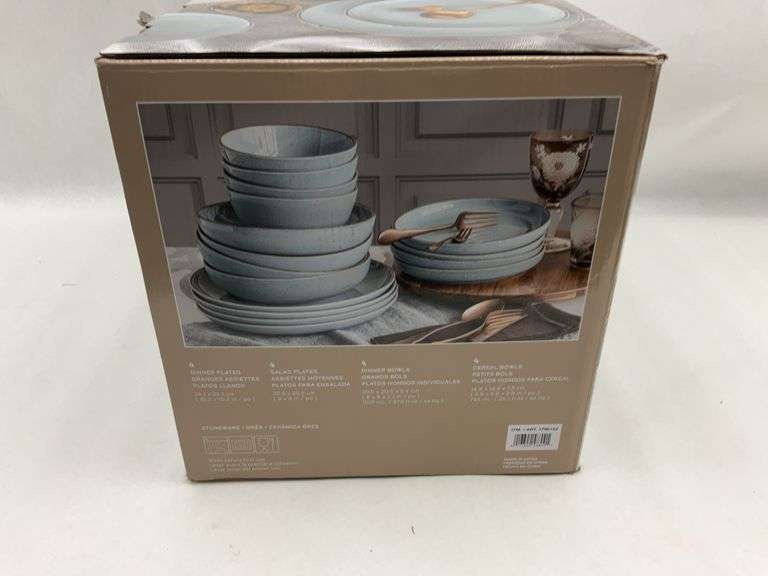 Over and Back 16-Piece Blue Stoneware Dinnerware Set