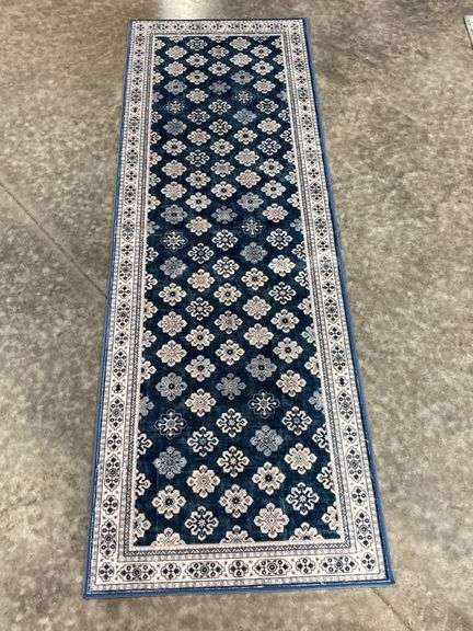 Wyatt & Ash Machine Washable Runner Rug. Like new