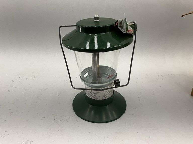 Coleman Propane Lantern Model 5114 with Box