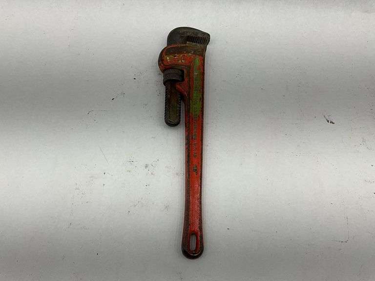 Lot of Pipe Wrenches - Various Sizes
