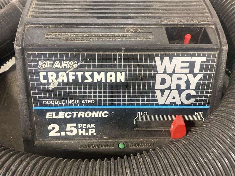 Craftsman Wet/Dry Vac - 2.5 Peak HP