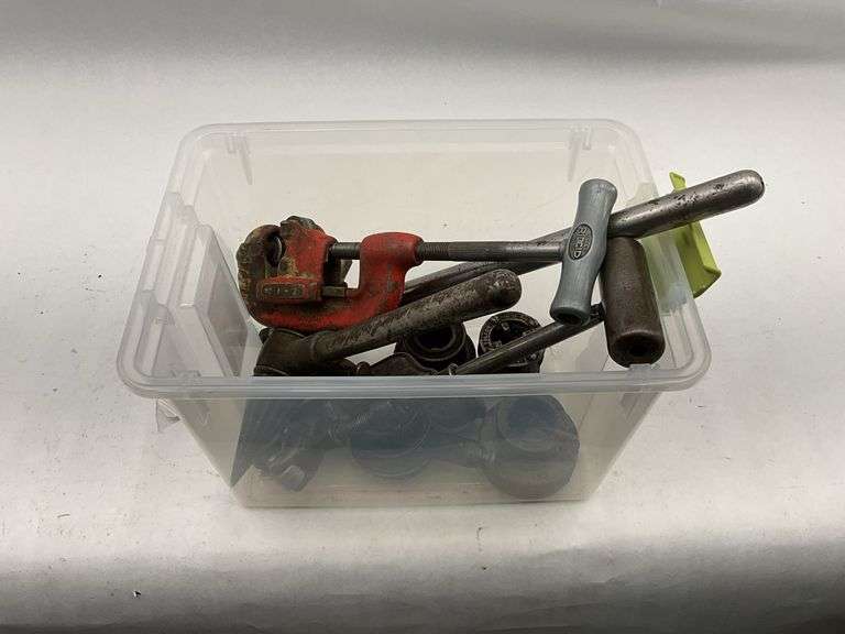Plumbing Tools Lot - Pipe Cutters, Reamer and Threading Dies