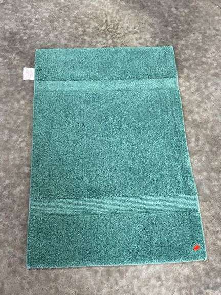 Bathmat Shows Some Spots from Transportation