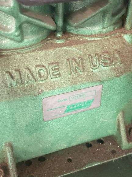 Speedaire Cast Iron Series Air Compressor Model 2Z499D