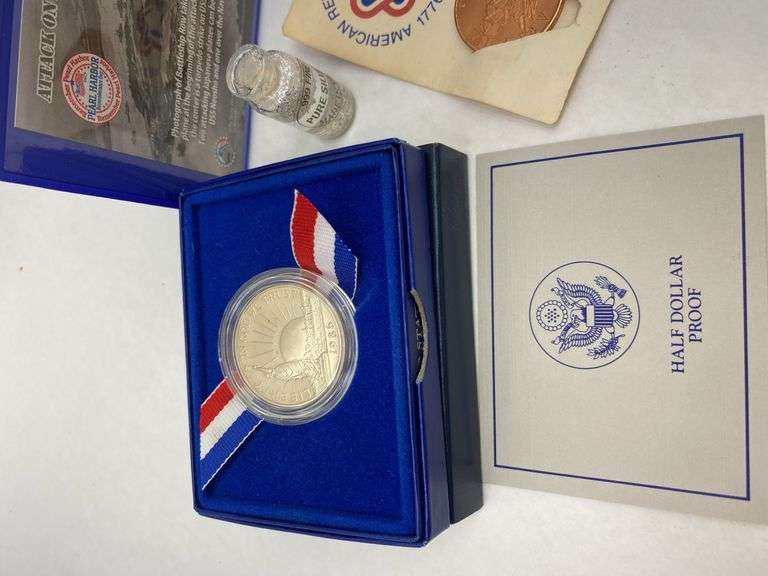 Commemorative US Coins, Currency, Medallion, Silver Flakes