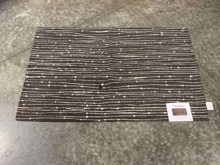 Calvin Klein Accent Rug Non-Skid 30" x 45"